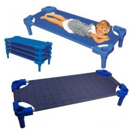 Camita para siesta apilable